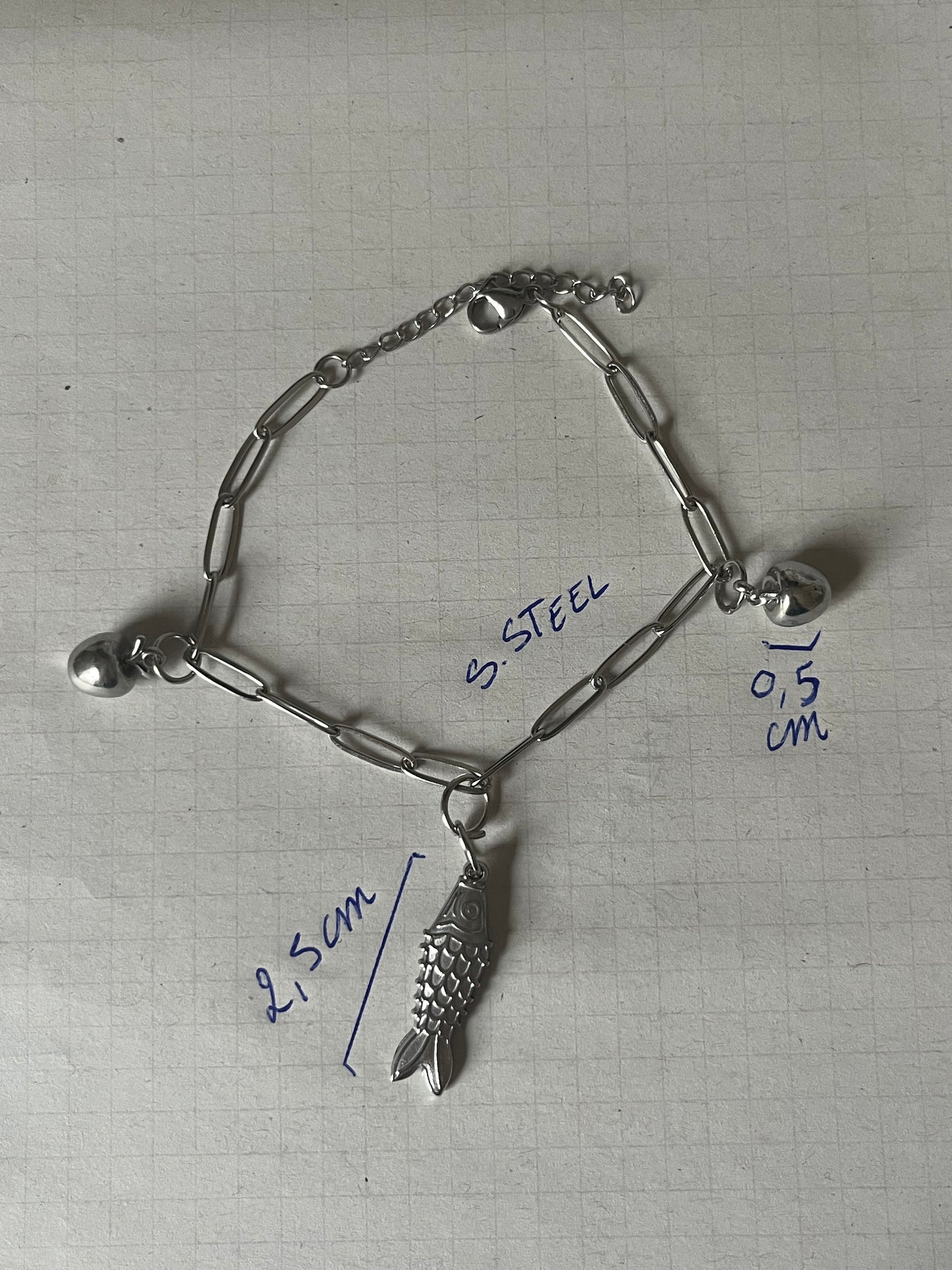 Fish bracelet