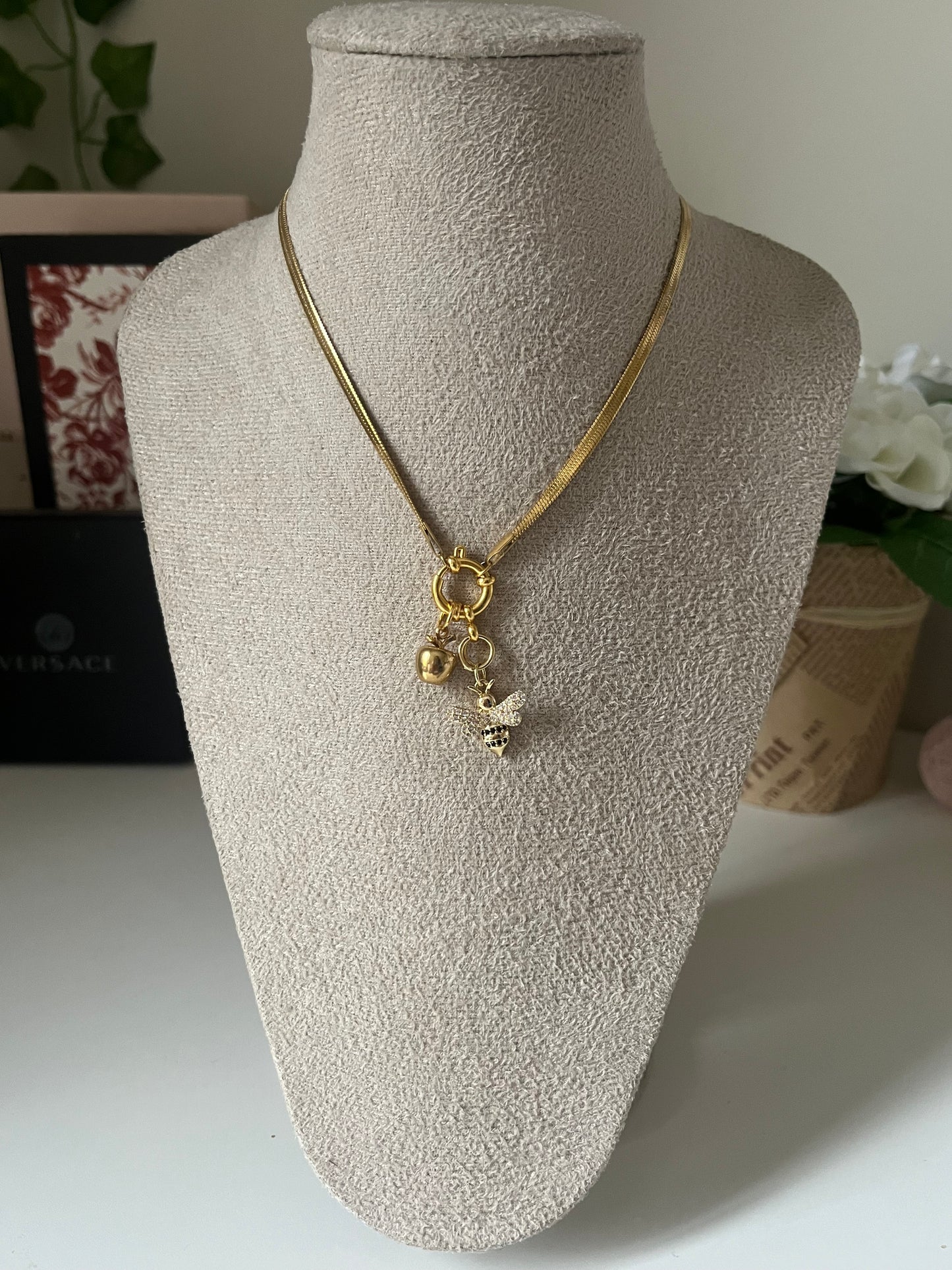 Bee necklace